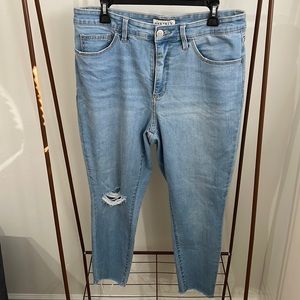 Ava & Viv Fringe bottom light wash